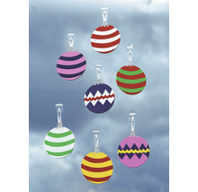 Dekorative Christbaumkugeln mit unterschiedlichen Mustern und Clip-Verschlüssen