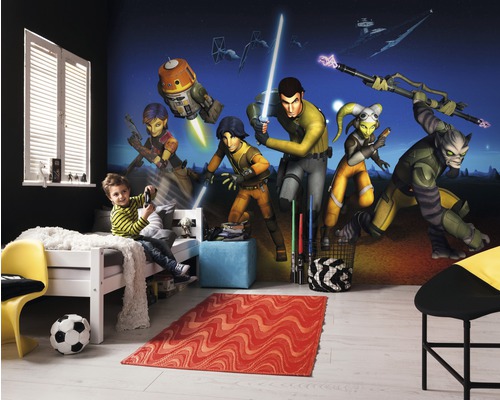 Kinderzimmer mit Star Wars Wandbild, Bett, Teppich und Dekoration