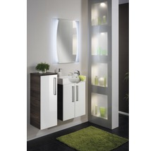Modernes Badezimmer mit Waschtisch, Spiegelschrank und Regal