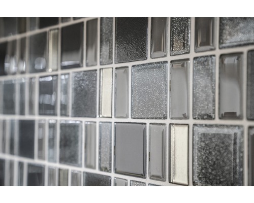 Nahaufnahme von Mosaikfliesen