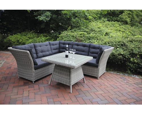 Gartensitzgruppe mit Ecksofa, Tisch und Glasplatte auf Terrasse