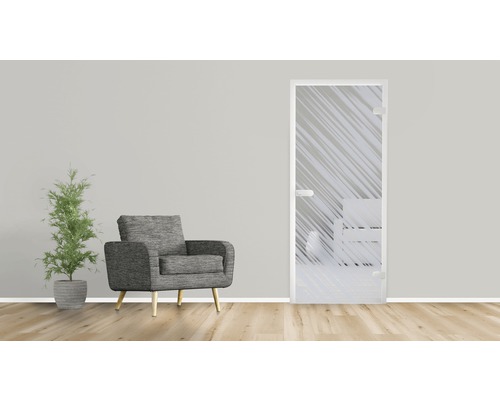 Raumansicht mit Glastür, Sessel und Topfpflanze