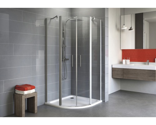 Runddusche Schulte Alexa Style 2.0 R550 80x90 cm Klarglas Profilfarbe aluminium Eckdusche mit Duschwanne in einem Badezimmer mit Waschbecken und Handtüchern