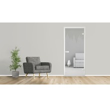 Szene mit Glastür mit Dekor, Sessel und Zimmerpflanze