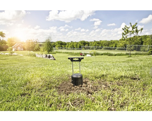 Maulwurfvertreiber im Einsatz im Garten