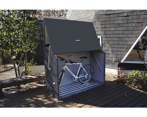 Fahrradbox mit geöffnetem Deckel und Fahrrad auf einer Terrasse
