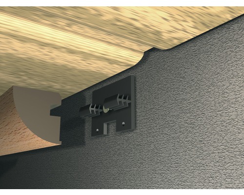 Befestigung eines Zierprofils an der Wand