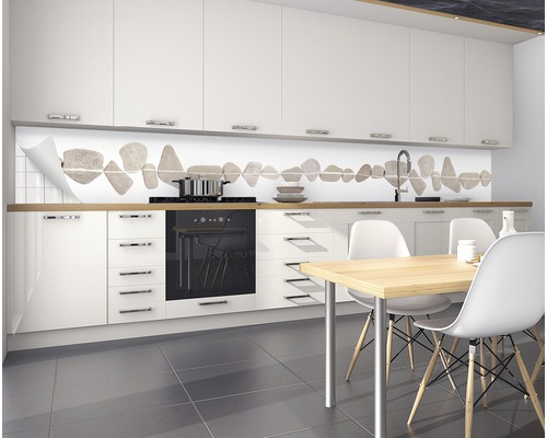 Küchenrückwand mit Steinmotiv in einer modernen Küche.