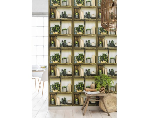 Tapete mit Regalmotiv, Büchern und Pflanzen