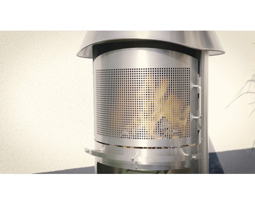 Detailansicht eines Edelstahl-Terrassenheizstrahlers