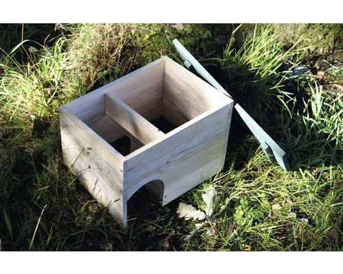 Holz-Igelhaus mit Trennwand und Dachelement