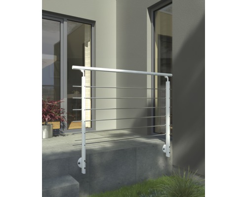 Außenansicht eines Hauses mit einem Geländer aus Aluminium und Edelstahl.