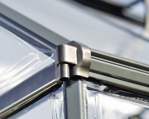 Detailansicht einer Gewächshauskonstruktion mit Eckverbindungsstück