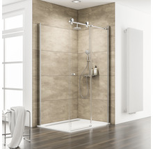 Dusche mit Schiebetür aus Glas und Duschwanne im Badezimmer