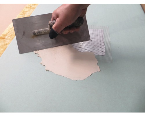 Spachtelarbeiten mit Spachtelmasse und Armierungsgewebe