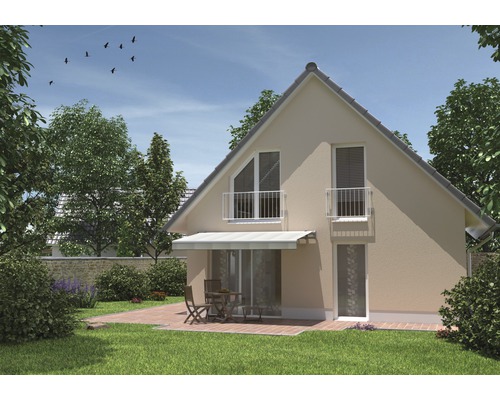 Ansicht eines Hauses mit Garten, Terrasse und Markise