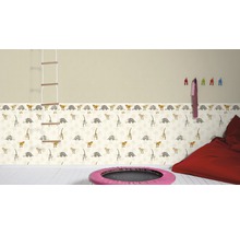 Kinderzimmer mit Dinosaurier Tapete, Sprossenwand und Sitzsack