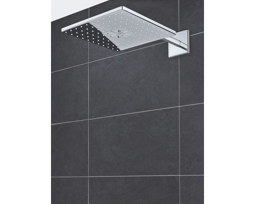 Quadratischer Duschkopf zur Wandmontage