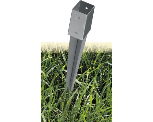 Pfostenträger zum Einschlagen im Gras