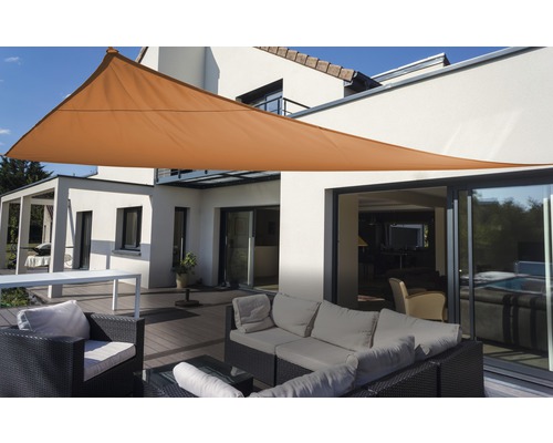 PeddyShield Dreiecksonnensegel 4,6 x 4,6 x 4,6 m, aus wasser- und windabweisenden PES 200 g/m², terracotta