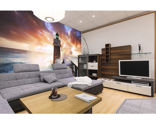 Wohnzimmer mit Fototapete Leuchtturm am Meer