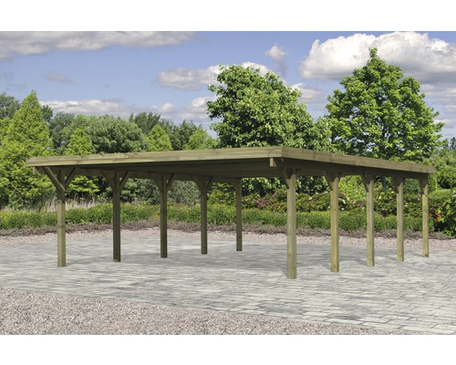 Holzcarport mit Flachdach im Außenbereich