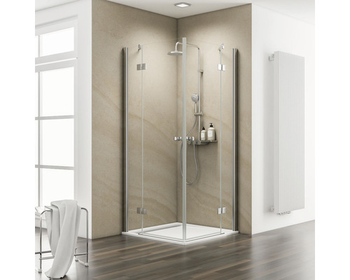 Eckeinstieg mit Drehtür Schulte MasterClass 90x90 cm Klarglas Profilfarbe chrom Eckdusche mit transparenten Glastüren und verchromten Beschlägen im Badezimmer.