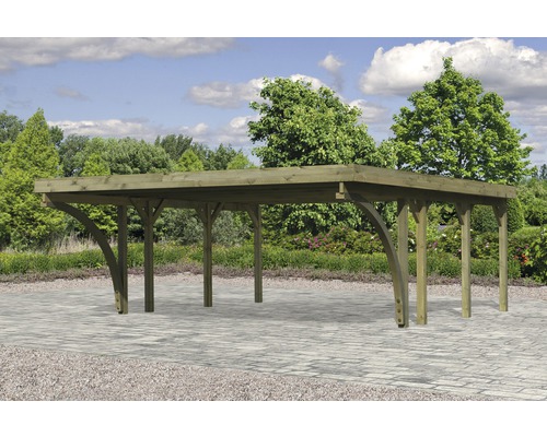 Holzcarport mit Flachdach im Außenbereich