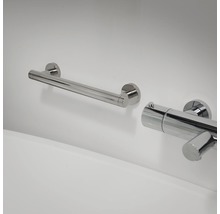Haltegriff und Armatur im Badezimmer