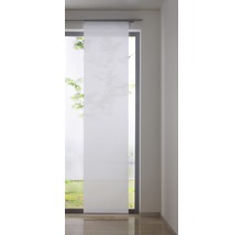 Fensterdekoration mit Schiebegardine im Wohnraum