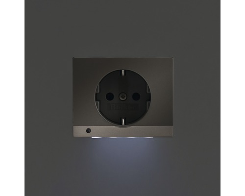 Steckdose mit integriertem Licht