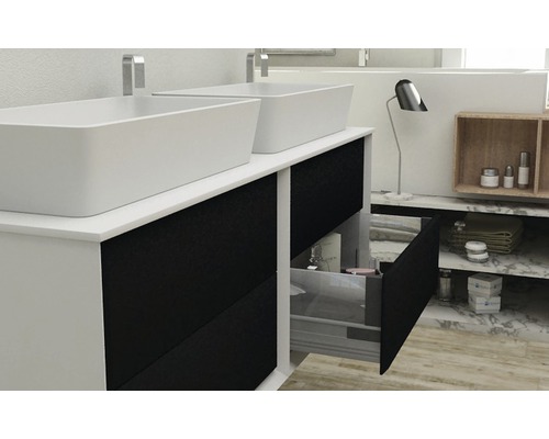 Badezimmer mit Waschtisch, Aufsatzwaschbecken und Schubladen