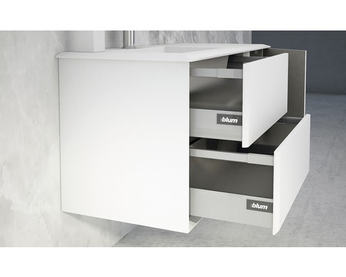 Waschtischunterschrank mit zwei offenen Schubladen und Blum Logo