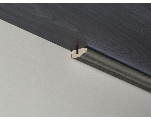 Sockelleiste aus Holz für Laminatboden