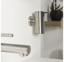 Wandseifenspender aus Edelstahl im Badezimmer