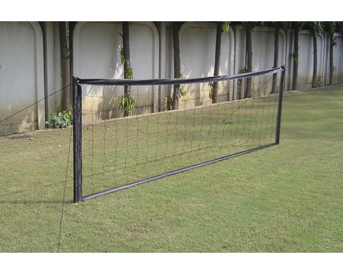 Volleyballnetz auf Rasen