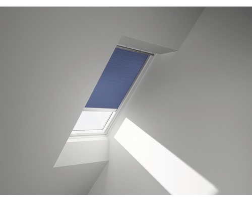 VELUX Wabenplissee uni blau solarbetrieben FSC UK04 1156S Dachfenster mit blauem Plissee zur Verdunkelung.