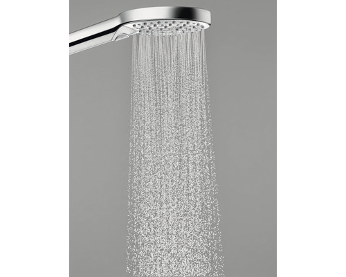 Handbrause mit laufendem Wasser