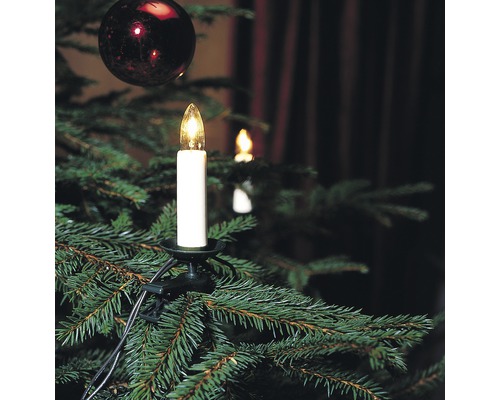 Elektrische Baumkerze auf einem Weihnachtsbaum