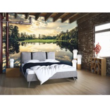 Schlafzimmer mit Fototapete mit See-Motiv
