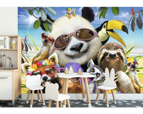 Kindertapete mit Tiermotiv und lustigen Sonnenbrillen im Kinderzimmer