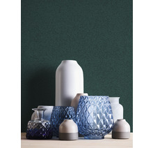 Arrangement aus Vasen aus Glas und Keramik