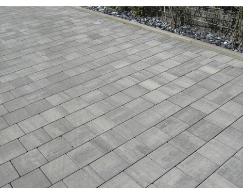 Verlegte Pflastersteine auf einer Fläche