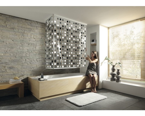 Eckduschrollo mit Kassette und Rollo Kleine Wolke 138 + 62 x 240 cm grau 110 Modernes Badezimmer mit Badewanne und Duschvorhang mit quadratischem Muster