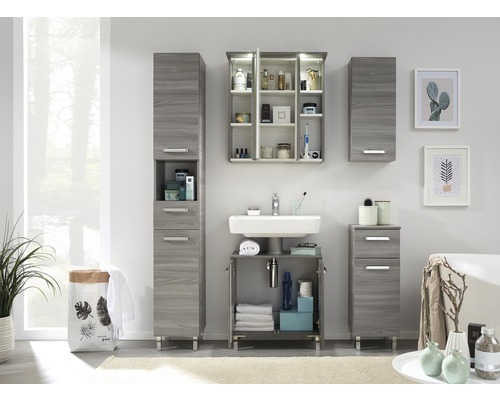 Badezimmer mit Waschbecken, Spiegelschrank und grauen Holzschränken