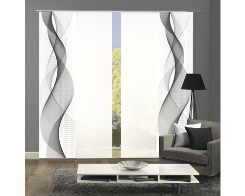 Dekorative Schiebegardine mit abstraktem Wellenmuster im Wohnzimmer