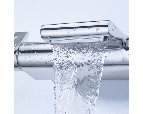 Wasserhahn mit laufendem Wasser