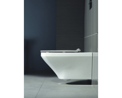 Wandhängendes WC im Badezimmer