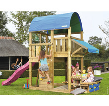 Kinderspielplatz aus Holz mit Rutsche, Kletterwand und Picknicktisch
