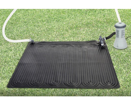 Solarheizmatte für Pools mit Filterpumpe auf Rasen